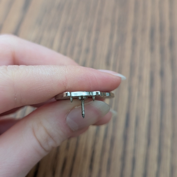 Disney Pin - Picture 3 of 3